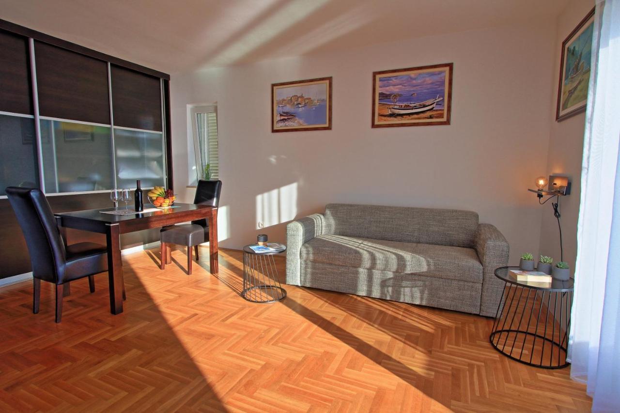 Studio Apartman Luka Сень Экстерьер фото