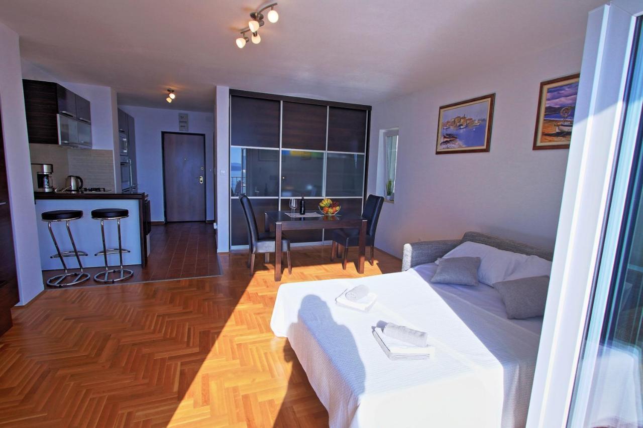 Studio Apartman Luka Сень Экстерьер фото