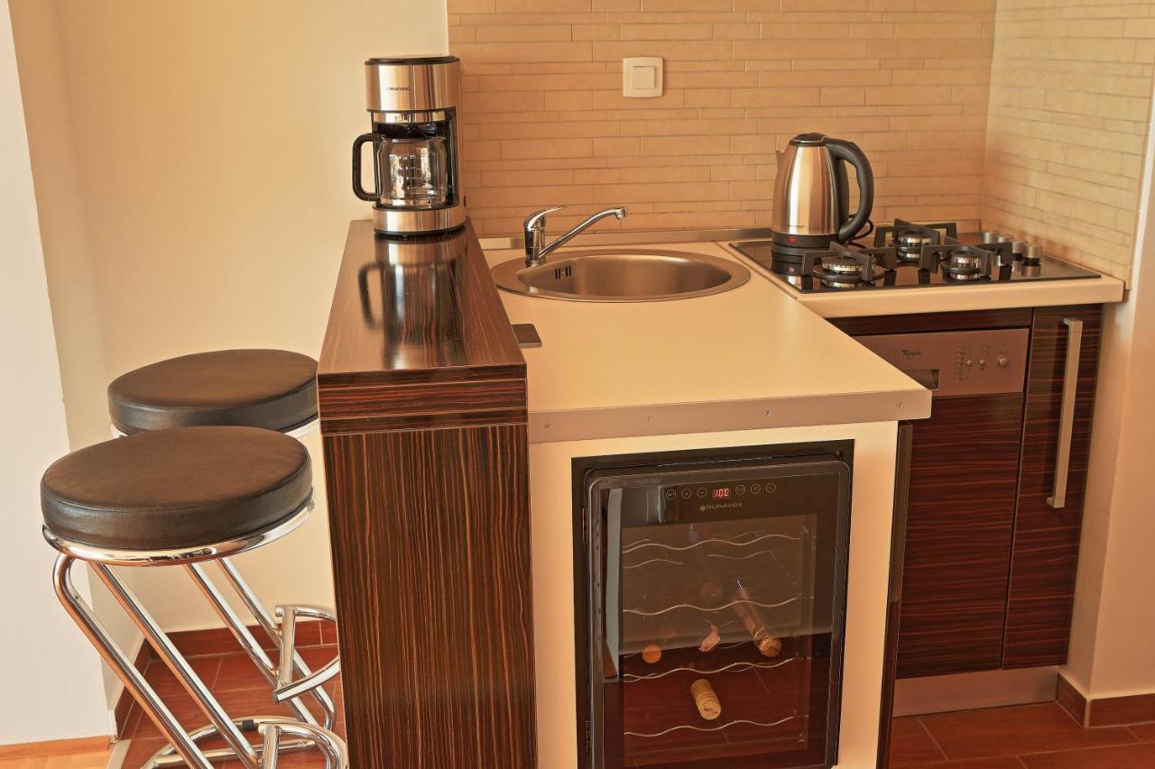 Studio Apartman Luka Сень Экстерьер фото